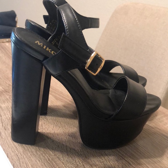Mikoa black platform heels  for sale - Picture 2 of 8